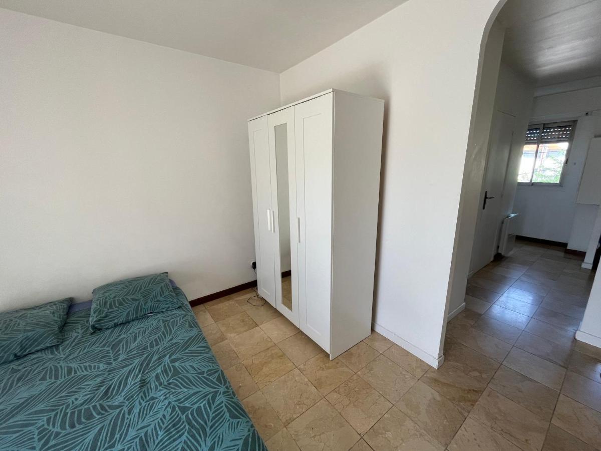 Le Nonneville Aulnay-sous-Bois Ngoại thất bức ảnh